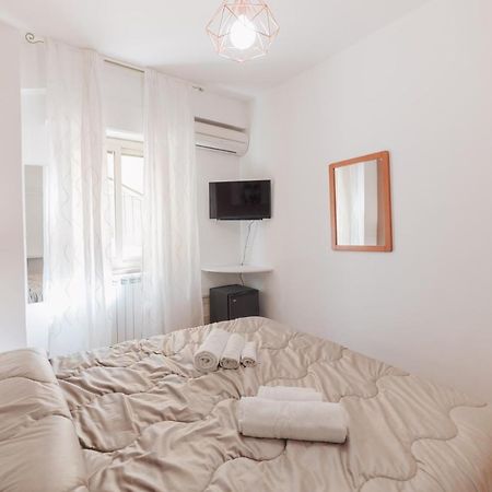 Bed and Breakfast Fontana Vecchia Таорміна Екстер'єр фото