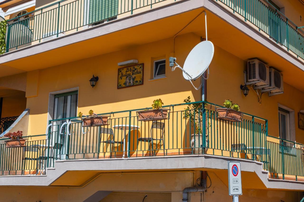 Bed and Breakfast Fontana Vecchia Таорміна Екстер'єр фото